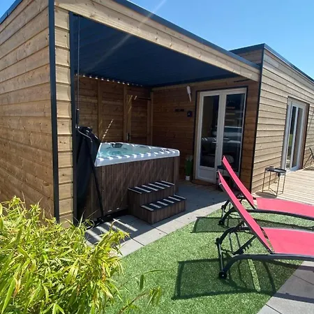 Hytte Le Secret Du Jardin Urimenil